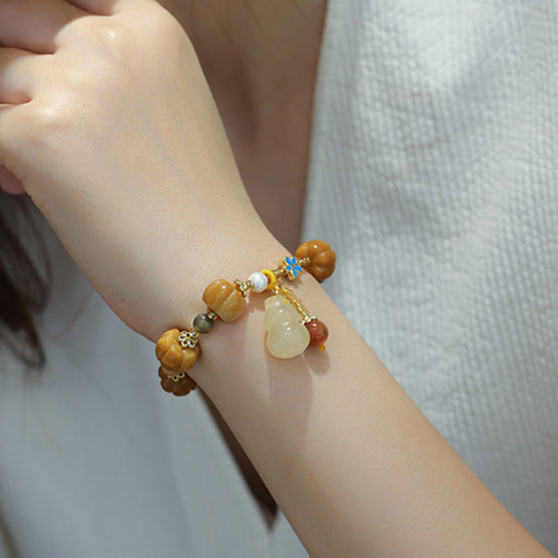 Unisex 10mm Golden Silk Jade Pixiu Wealth Bracelet