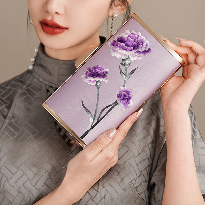 Embroidery Carnation Crossbody Bag 20cm | Elegant Floral Design