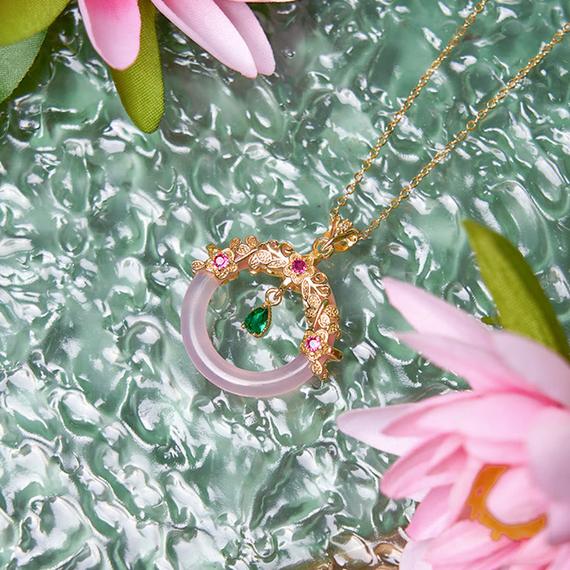 Green Chalcedony Peace Buckle Strength Necklace