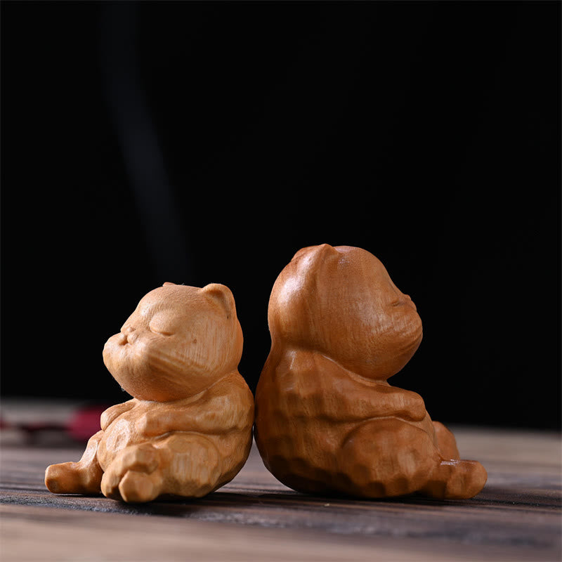 Golden Sandalwood Mini Sitting Cat Zen Decoration 5.3cm