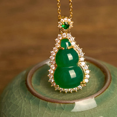 Green Chalcedony Gourd Pendant Necklace for Protection