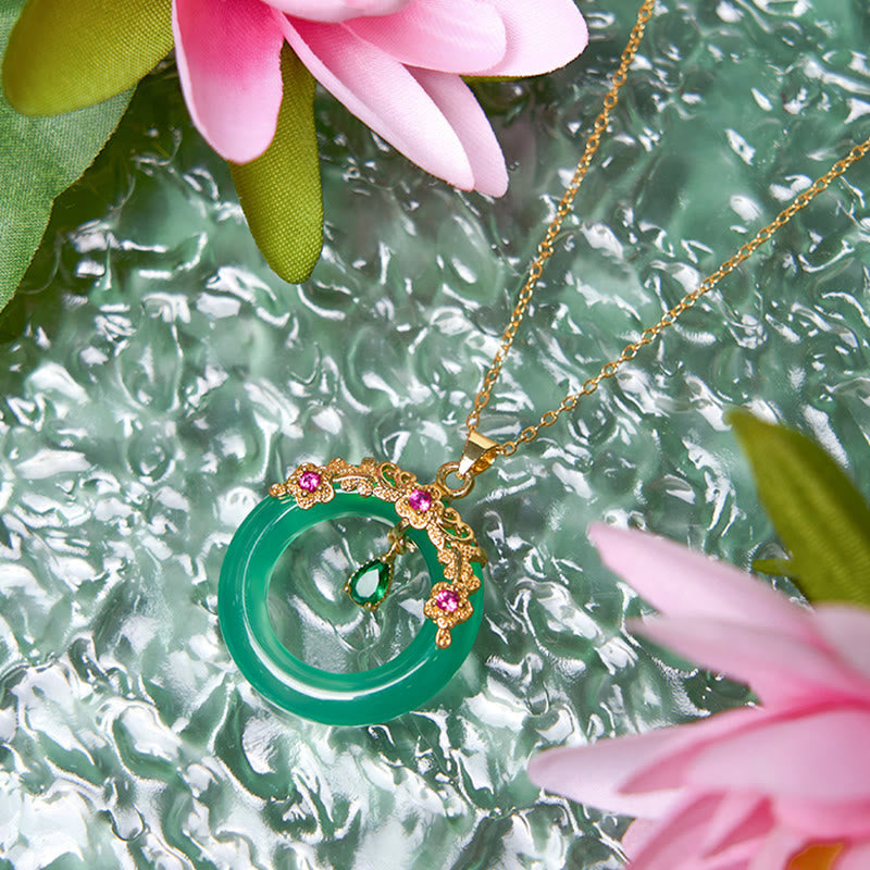 Green Chalcedony Peace Buckle Strength Necklace