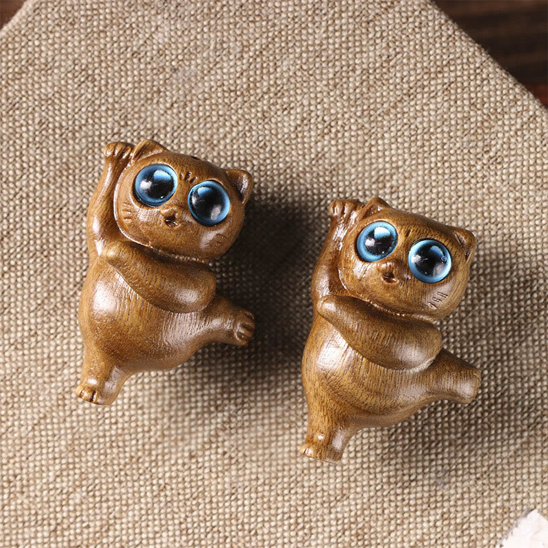 Green Sandalwood Dancing Cat Figurine 3.7cm Positive Energy