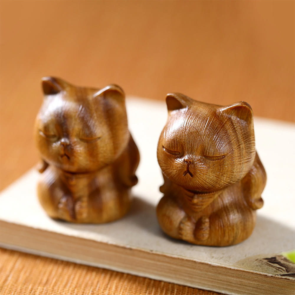 Green Sandalwood Lucky Cat Mini Decoration 5cm Lucky Charm