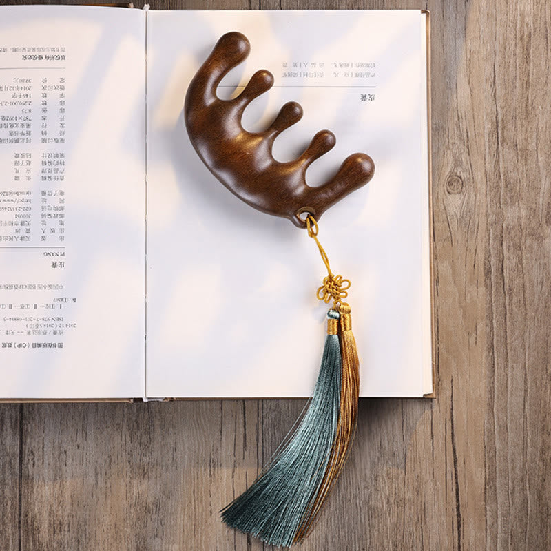 Green Sandalwood Tassel Massage Comb for Soothing Relaxation