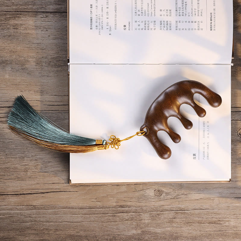 Green Sandalwood Tassel Massage Comb for Soothing Relaxation