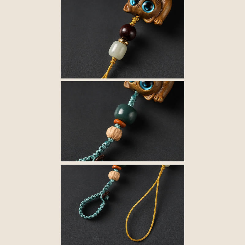 Green Sandalwood & Thuja Key Chain | Positive Energy Charm