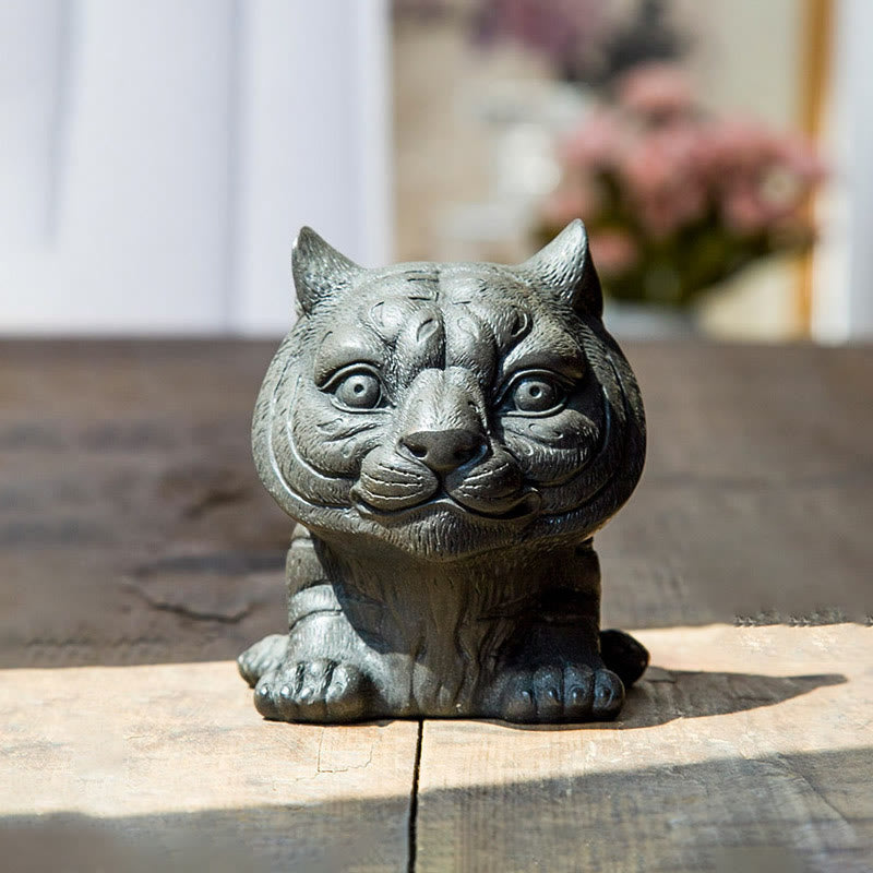 Handmade 9cm Tiger Iron Powder Spiritual Statue