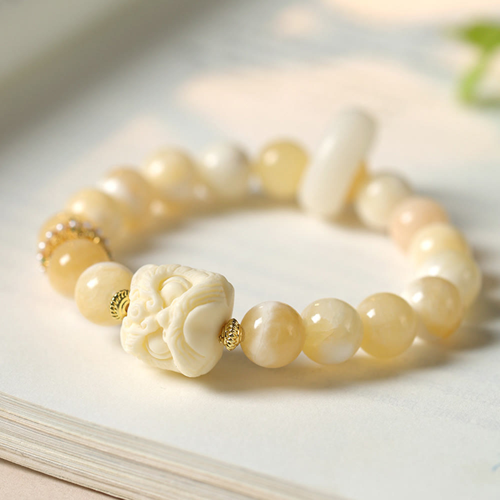 Ivory Fruit Amber Gray Agate Bracelet for Confidence