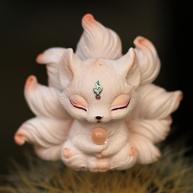 Ivory Resin Nine-Tailed Fox Figurine 7.5cm Mythical Statue