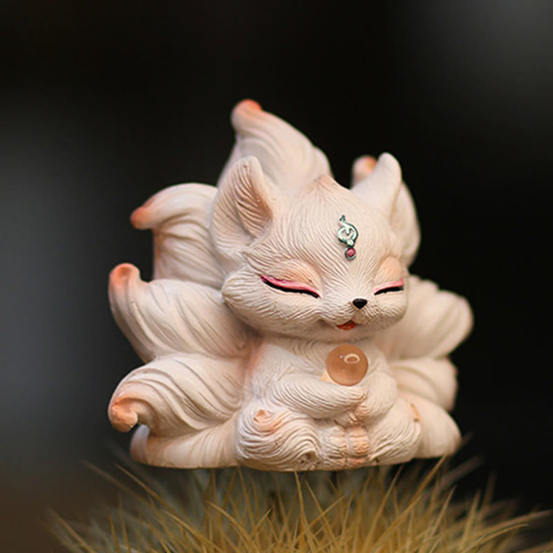 Ivory Resin Nine-Tailed Fox Figurine 7.5cm Mythical Statue