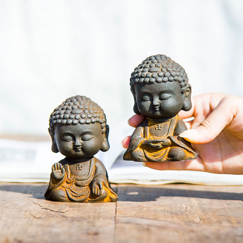 Meditating Buddha Statue 9cm Iron Powder Rust Cast Resin