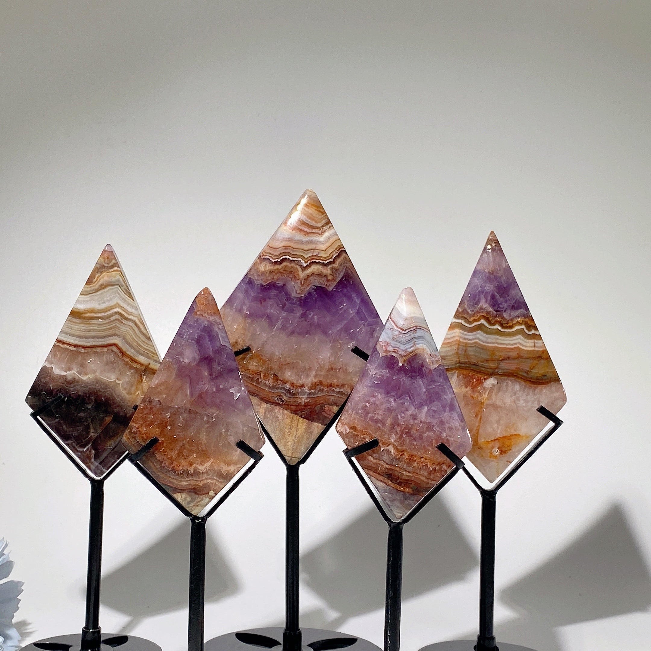 Mexican Onyx Rhombus Slab 3-4.5 Inch Raw Crystal Display