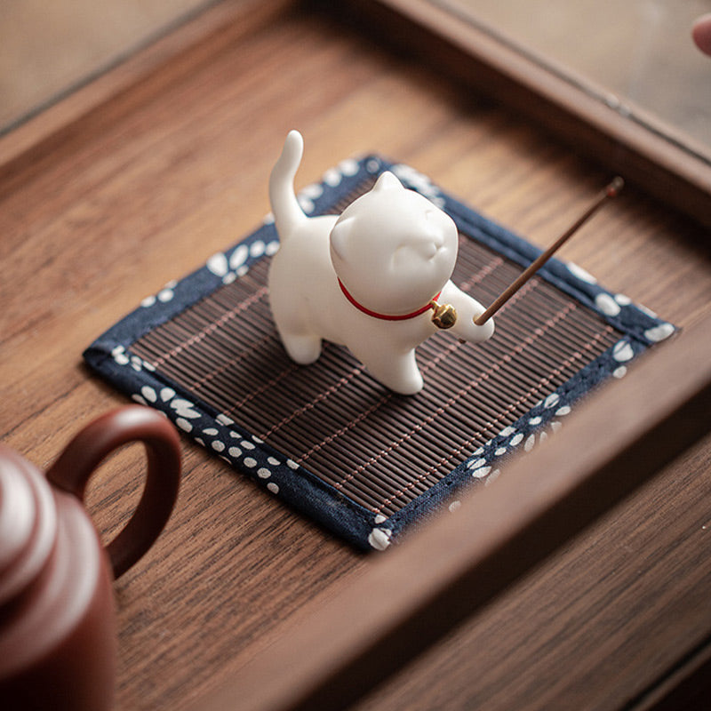 Mini Lucky Cat Ceramic Tea Pet with Bamboo Mat | Spiritual Figurine