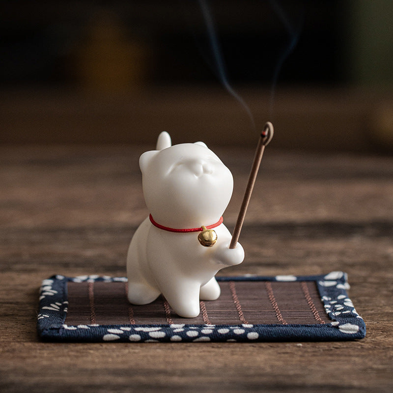 Mini Lucky Cat Ceramic Tea Pet with Bamboo Mat | Spiritual Figurine