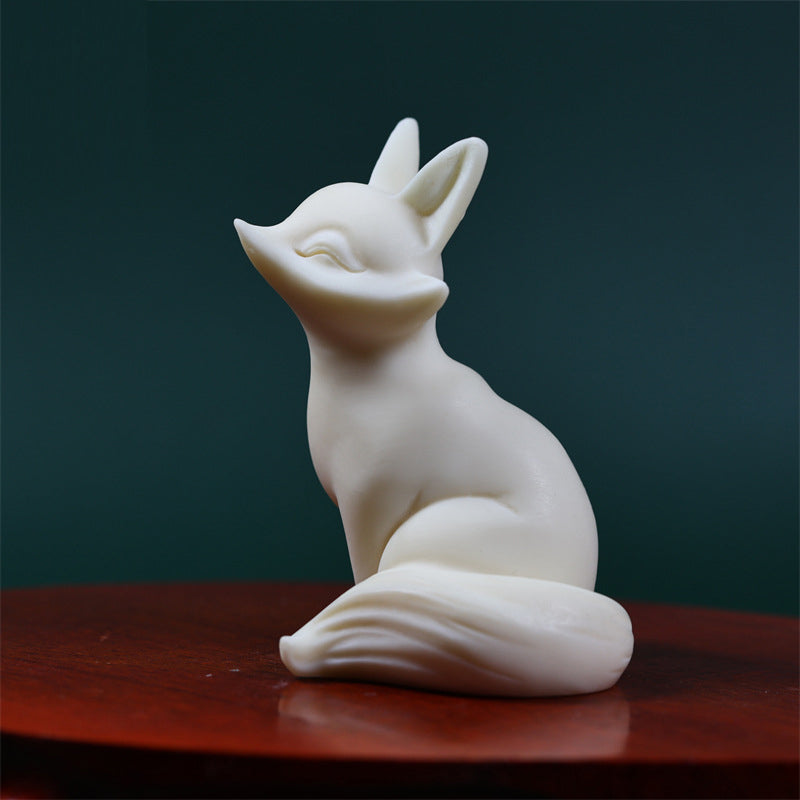 Mini Nine-Tailed Fox Ivory Fruit Protection Figurine