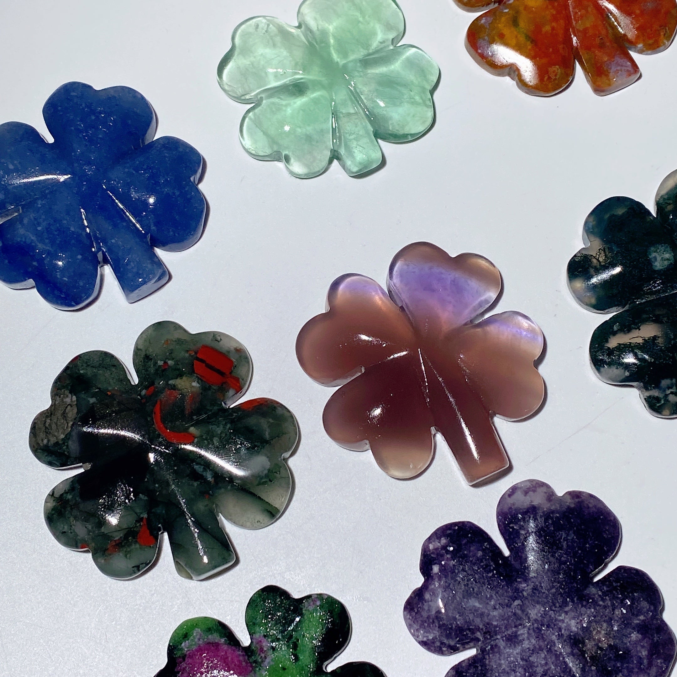 Mixed Crystal Four Leaf Clover Figurine 1.8-2.2 Inch for Healing