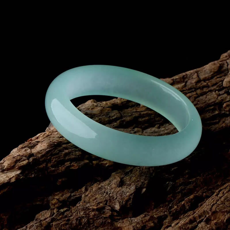 Natural Jade Bangle Bracelet for Luck and Prosperity