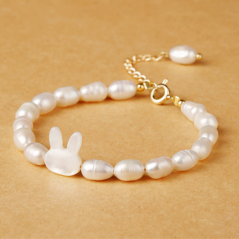 Natural Pearl Sincerity Bracelet with Cute Rabbit Charm