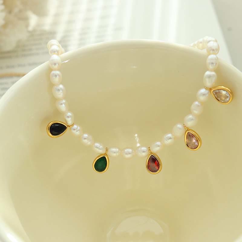 Pearl Purity Necklace Pendant with 18K Gold and Crystal