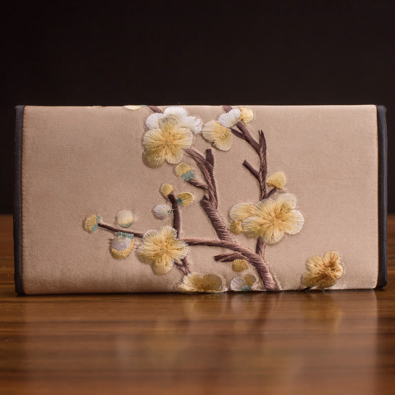Plum Blossom Su Embroidery Spiritual Handbag 20cm x 10cm