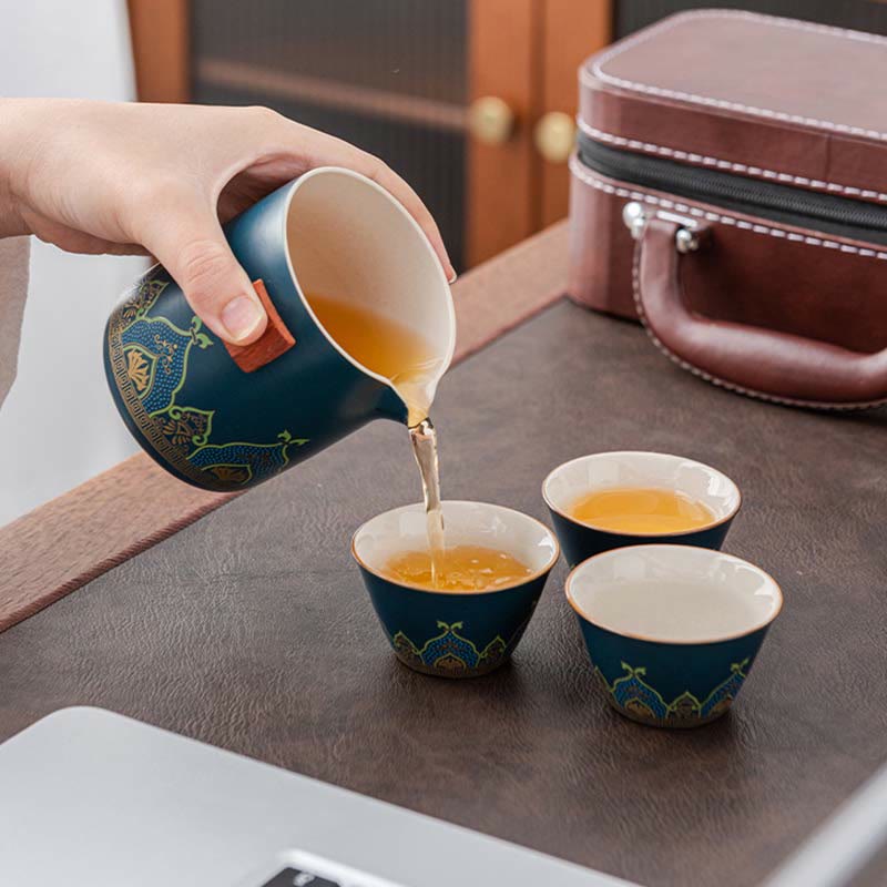 Portable Chinese Gongfu Ceramic Teapot Set with Bag