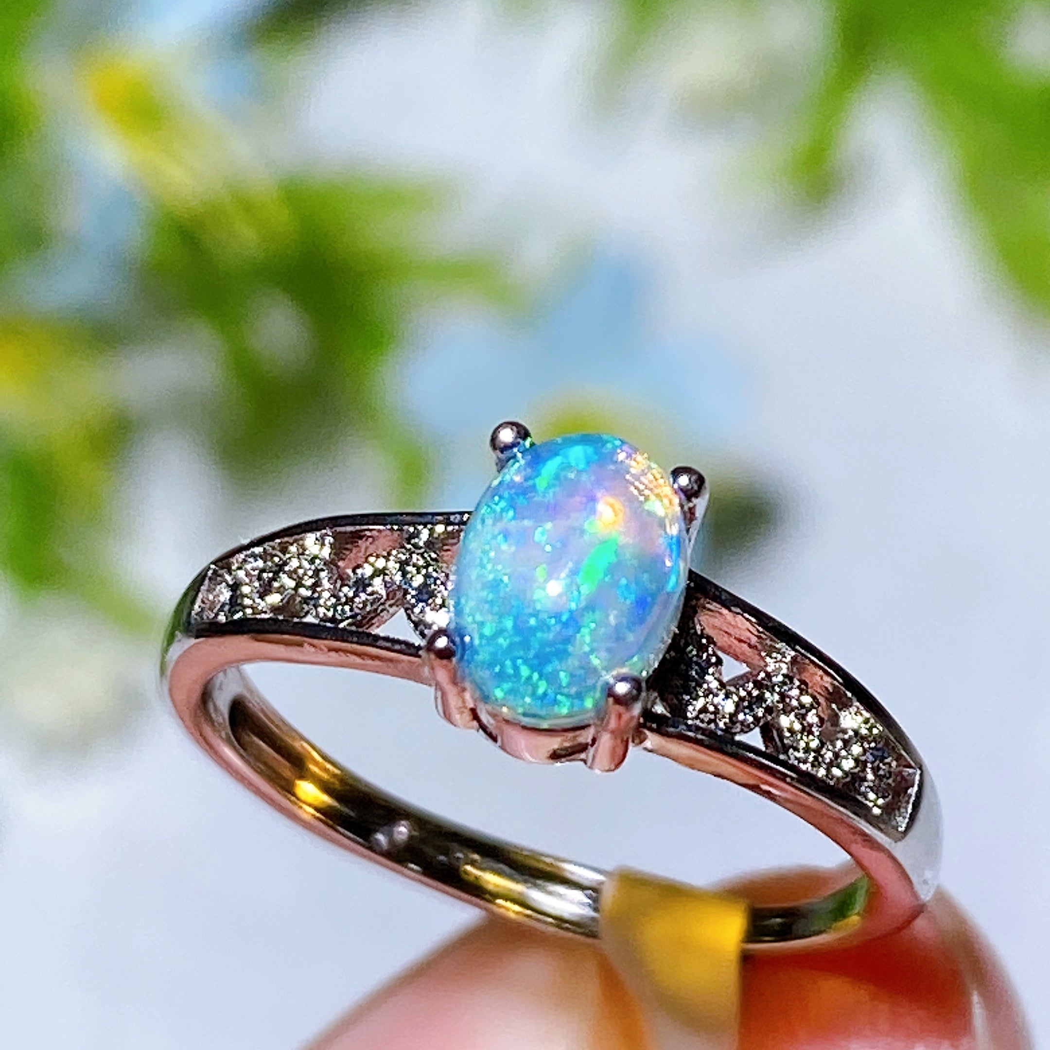 Silver-plated Copper Opal Spiritual Healing Ring Adjustable