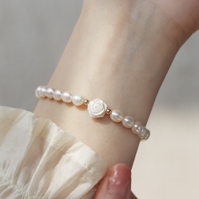 Sincerity Pearl Bracelet with Flower Motif - Natural 15-16cm