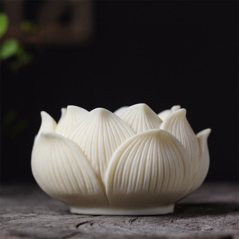 Small Ivory Fruit Kwan Yin Avalokitesvara Lotus Desk Decoration