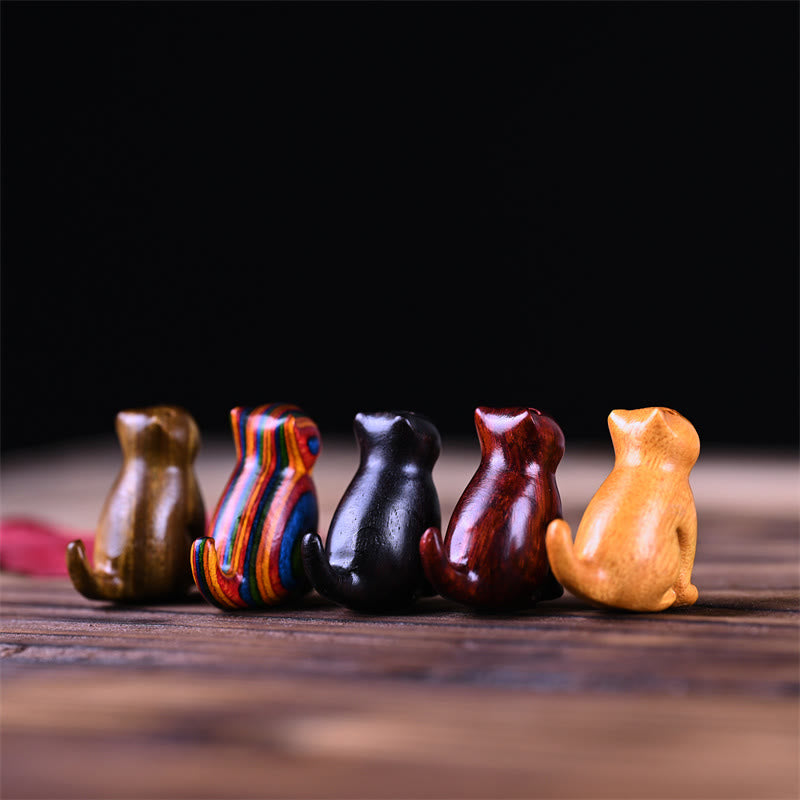 Small Leaf Red Sandalwood Lucky Mini Cat 3.2cm Decor