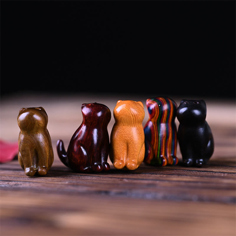 Small Leaf Red Sandalwood Lucky Mini Cat 3.2cm Decor