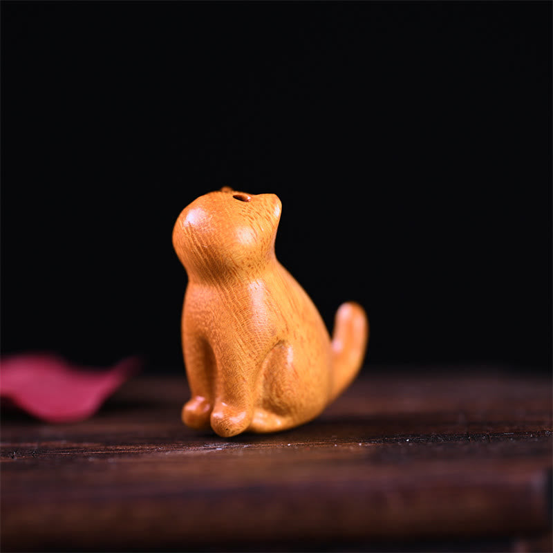 Small Leaf Red Sandalwood Lucky Mini Cat 3.2cm Decor