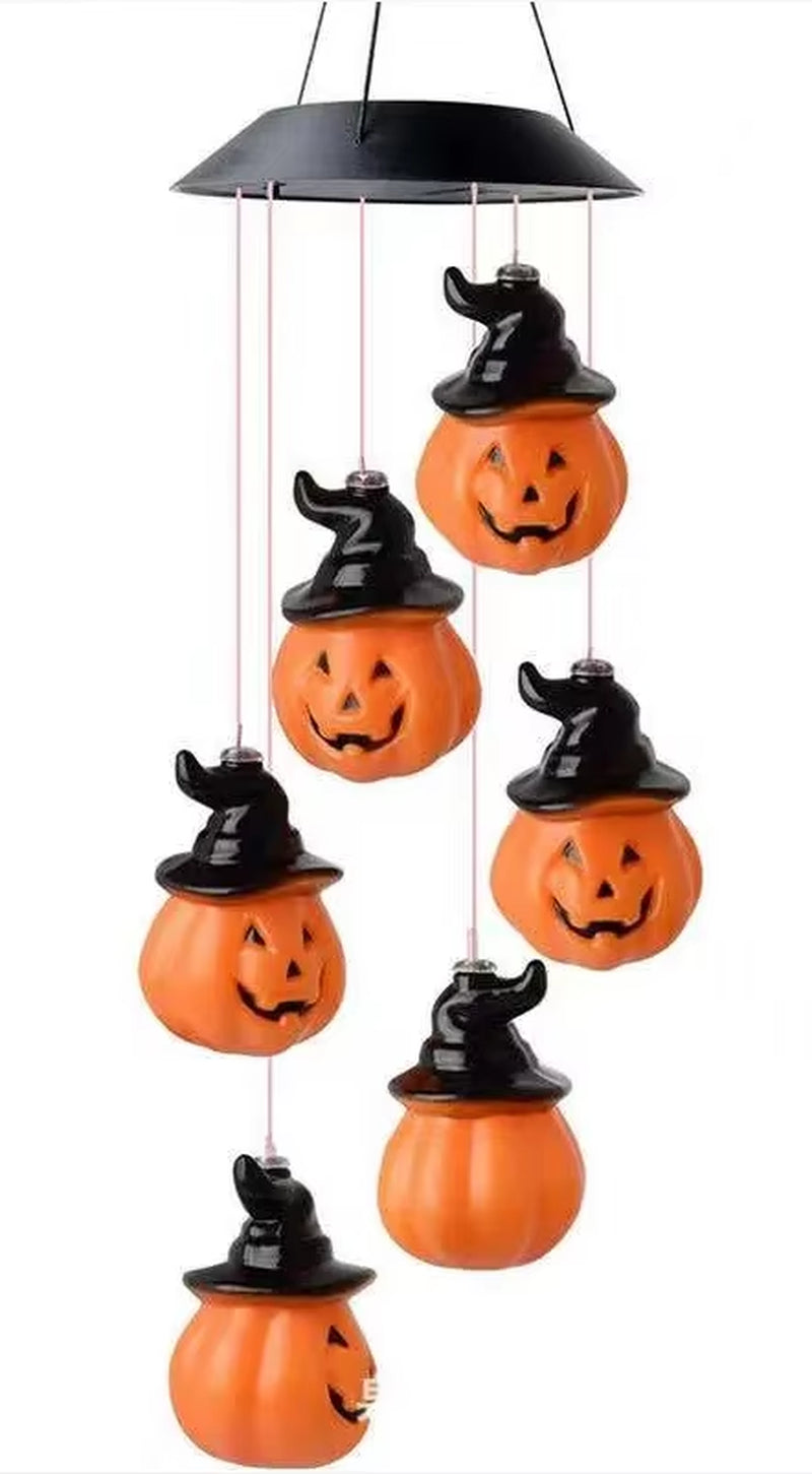 Halloween wind chime with jack-o’-lanterns and witch hats for garden decor