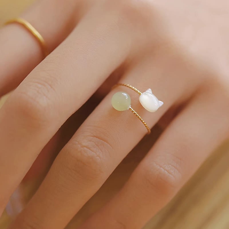 Tridacna Stone Cat Head Jade Blessing Ring for Balance