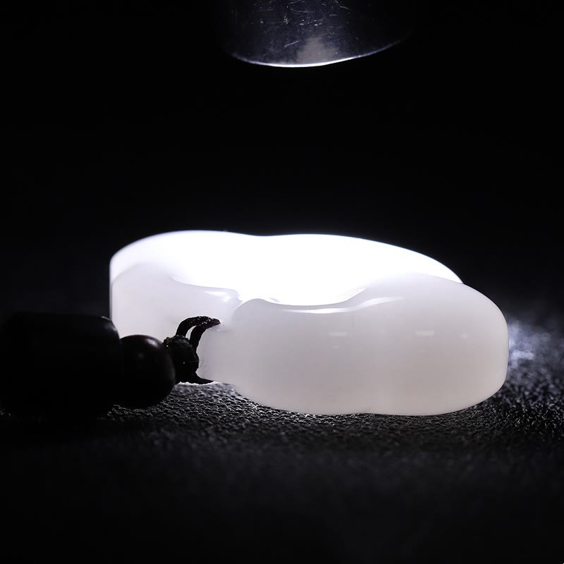 Unisex Tianshan Jade Chinese Lock Abundance Necklace