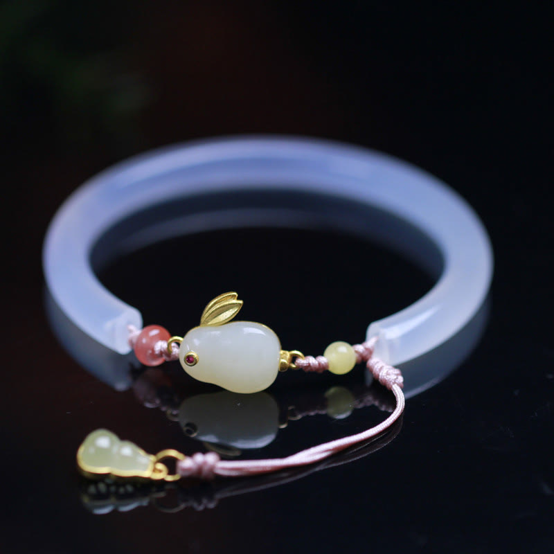 White Agate Hetian Jade Rabbit Bracelet for Positive Energy