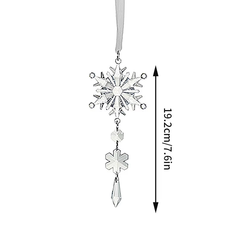Crystal snowflake ornament wind chimes featuring dangling snowflake and teardrop accents
