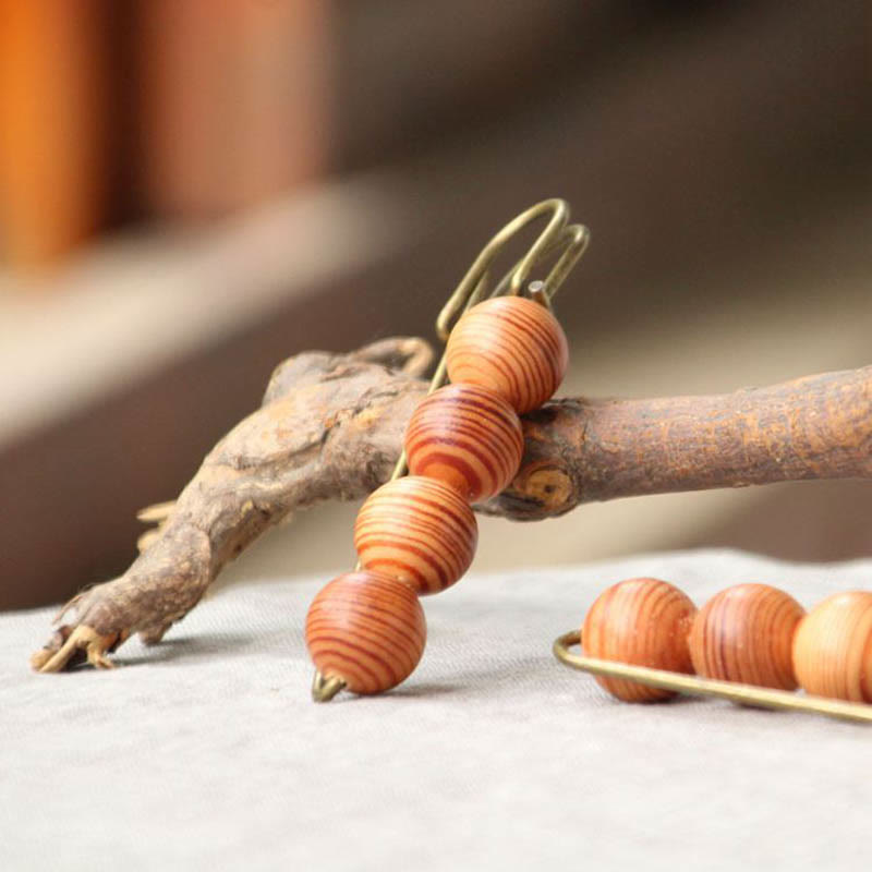 Wood Healing Brooch with Sandalwood Agathis Alba Beads