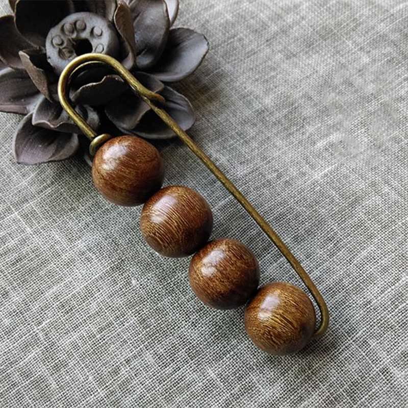 Wood Healing Brooch with Sandalwood Agathis Alba Beads