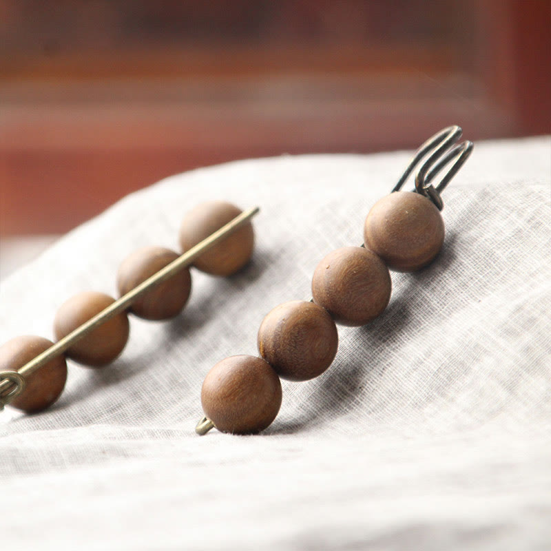 Wood Healing Brooch with Sandalwood Agathis Alba Beads