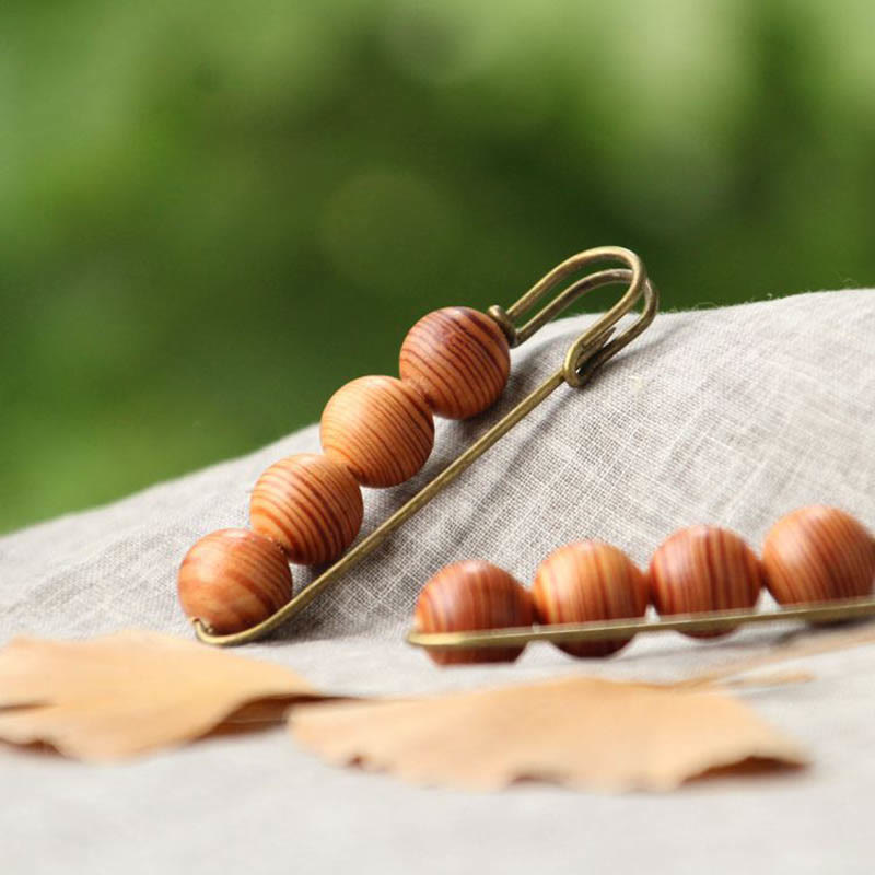 Wood Healing Brooch with Sandalwood Agathis Alba Beads