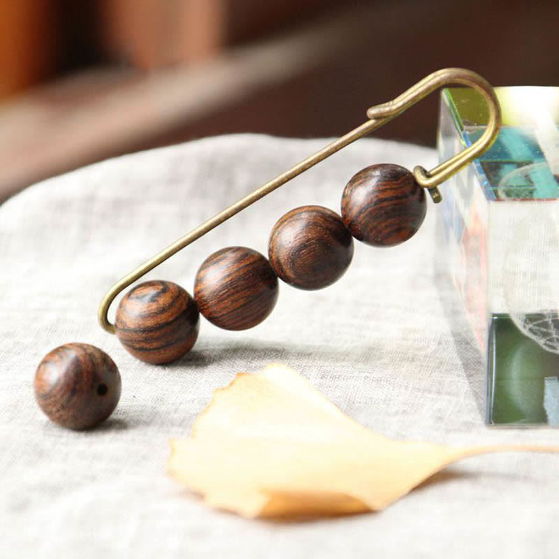 Wood Healing Brooch with Sandalwood Agathis Alba Beads