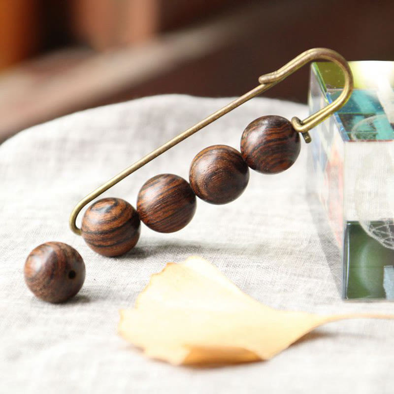 Wood Healing Brooch with Sandalwood Agathis Alba Beads